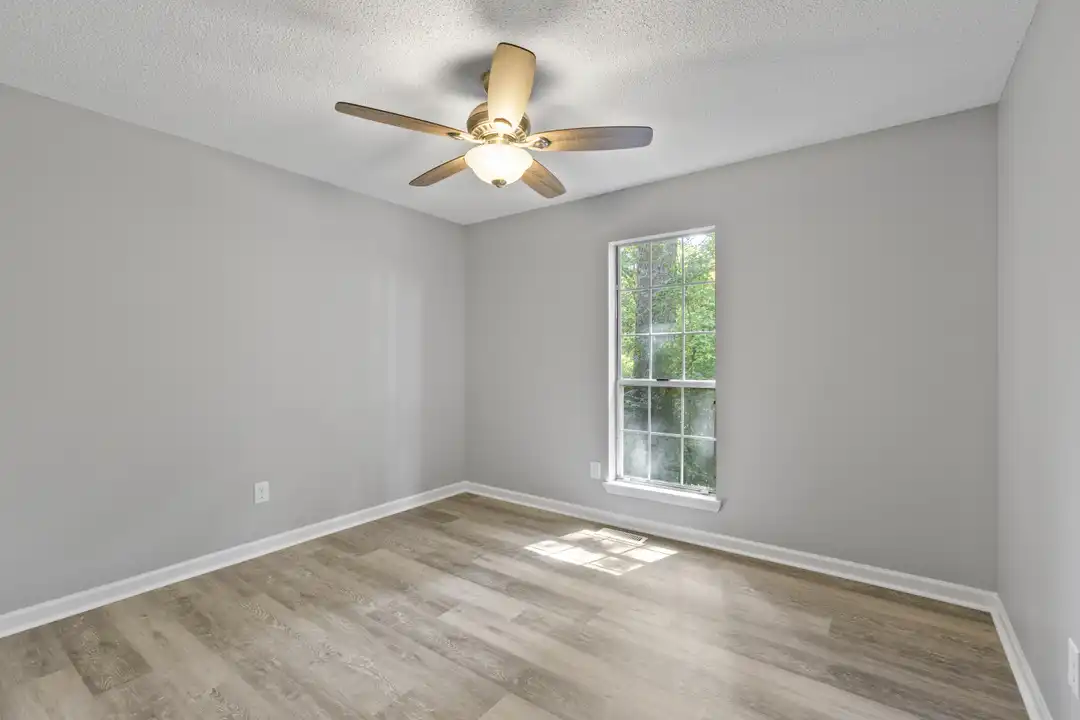 814 N Gay St Auburn AL Rent