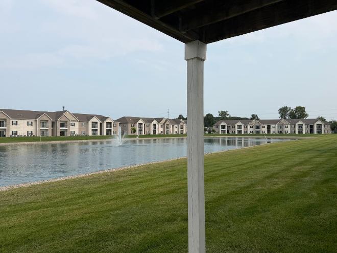 4703 Lakeside Dr – photo 2