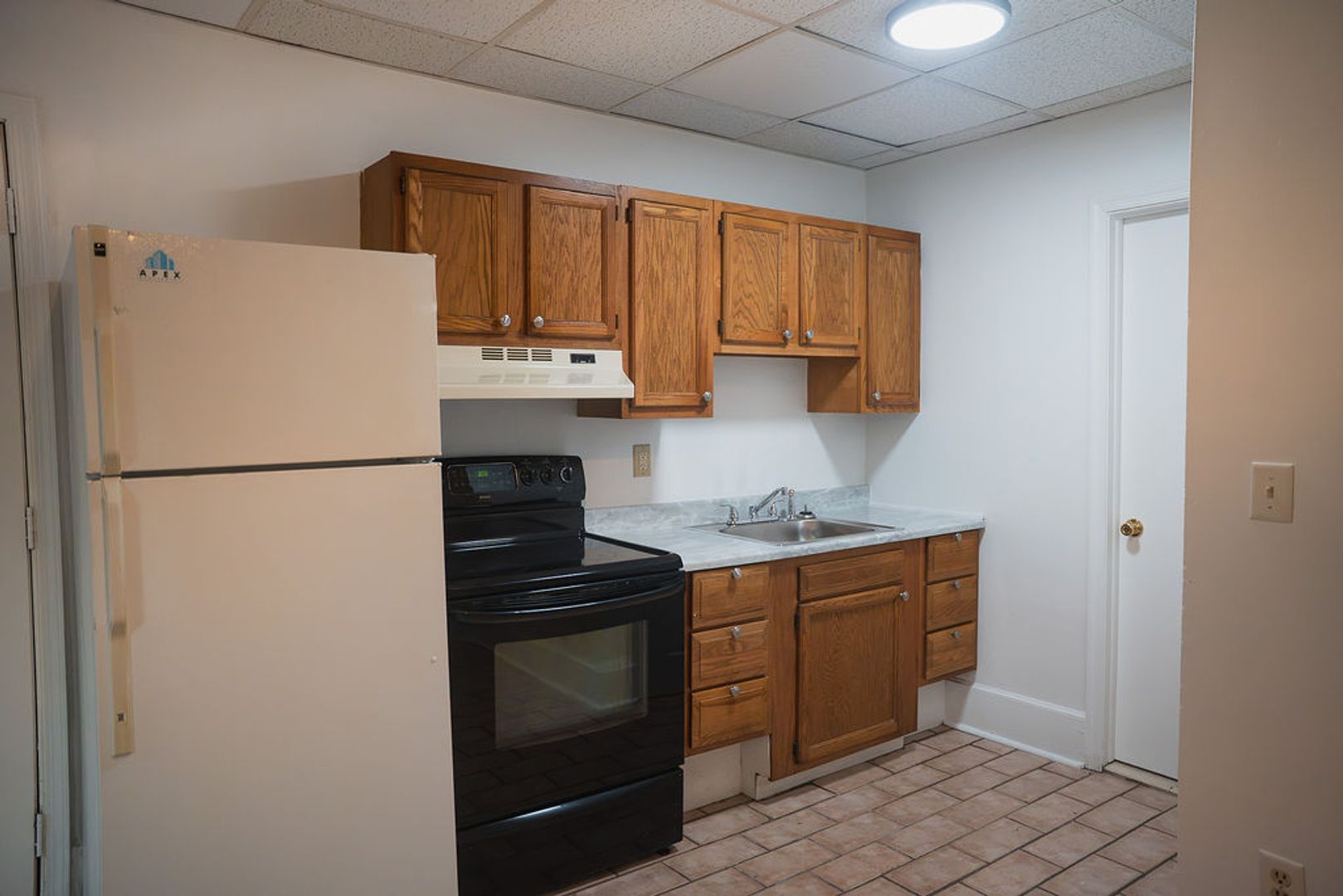 415 Wyandotte St unit Unit 1 – photo 2