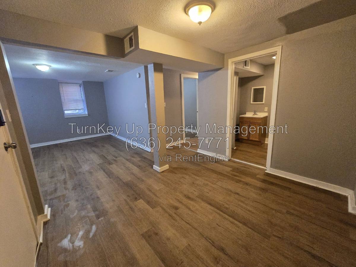 4005 S Grand Blvd unit B – photo 3