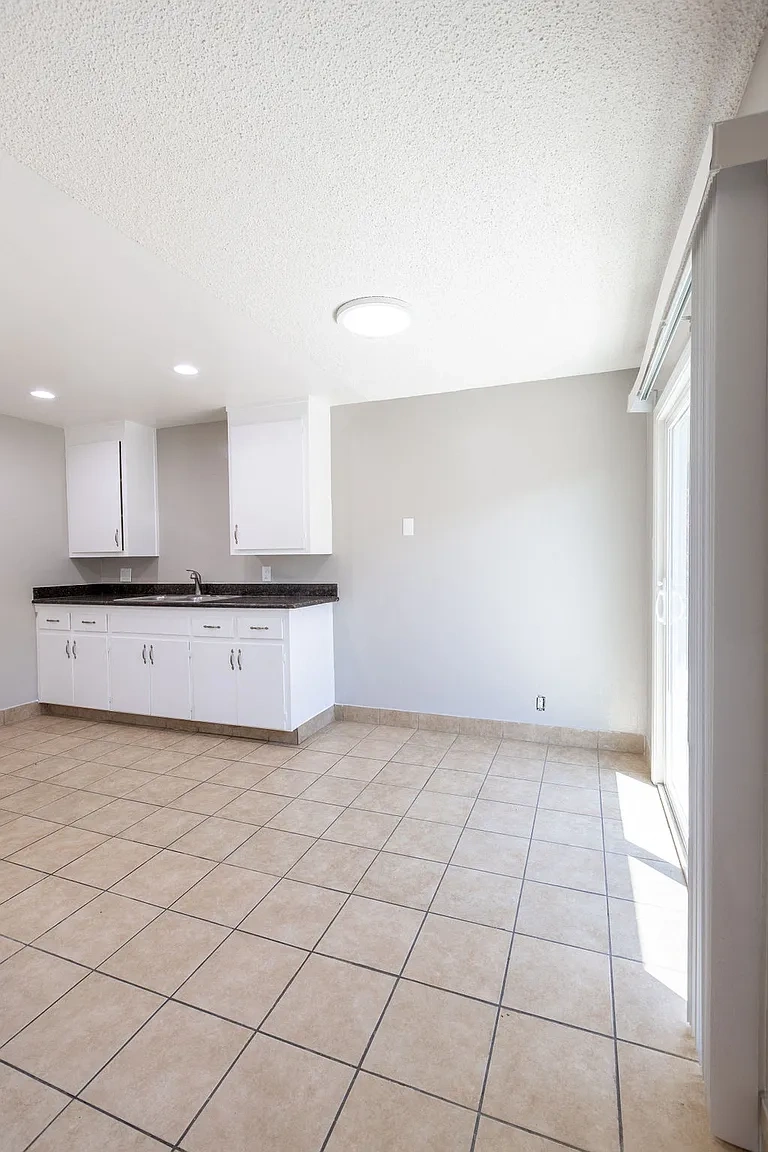 2080 Fruitdale Ave – photo 1