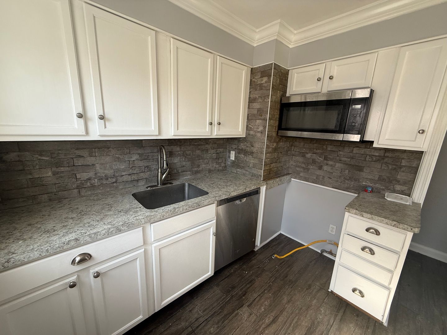 21230 Tracy Ave – photo 3