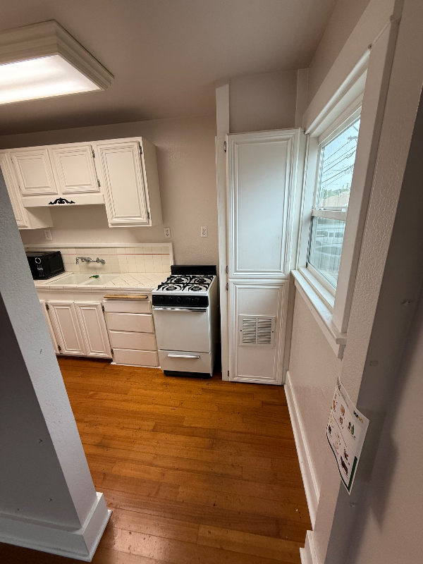 3227 E Broadway unit 3227 – photo 5