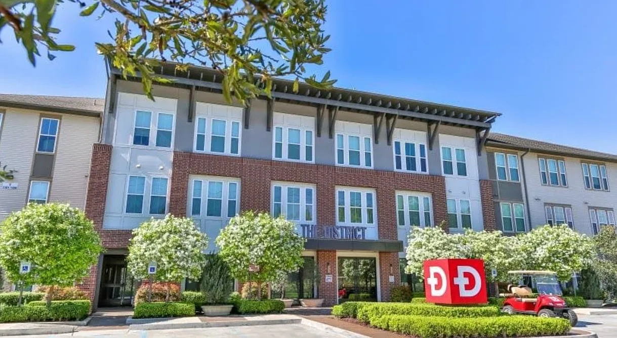 The District Apartments – photo 3