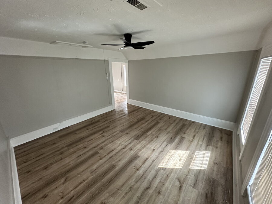 3193 W 50th St – photo 4