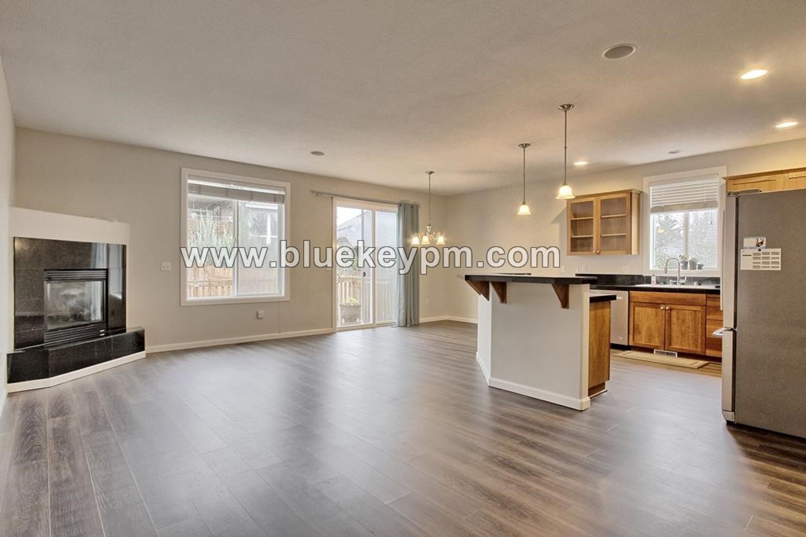 907 N 9th Way – photo 3