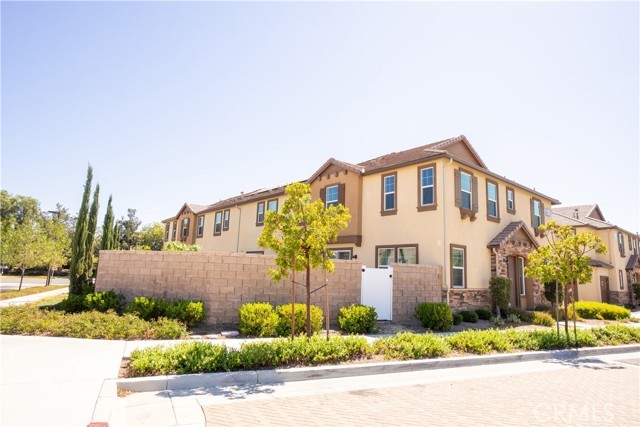 28228 Heirloom Dr – photo 3
