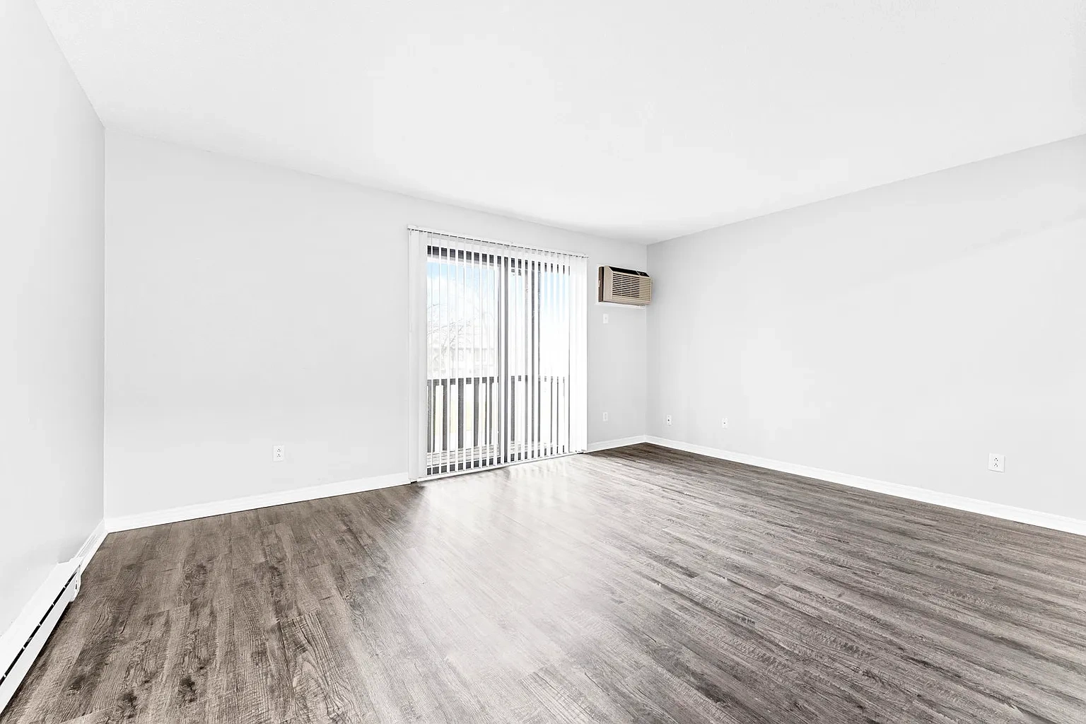 Walnut Woods Apartments – photo 5