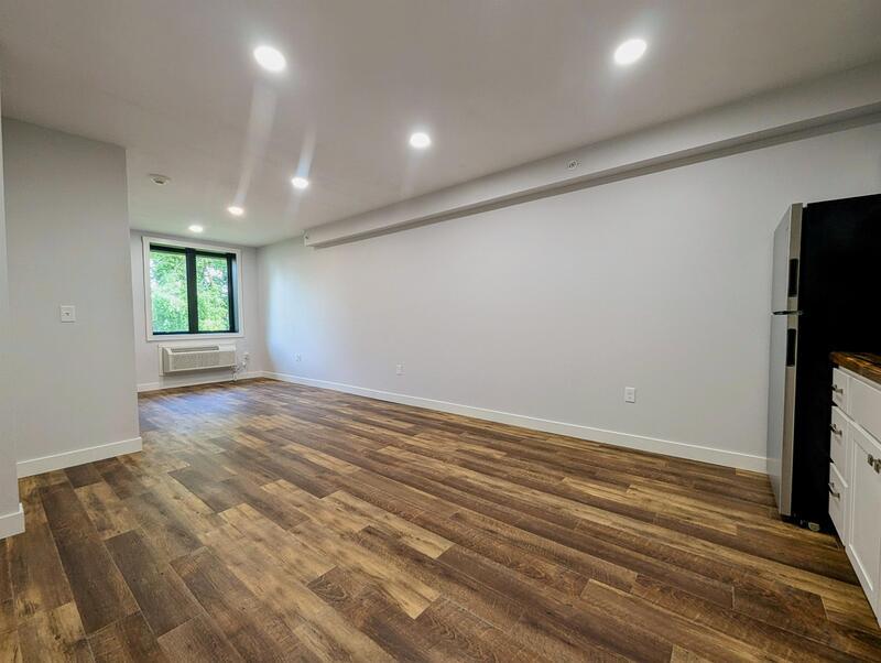 413 Jefferson St unit 23 – photo 4