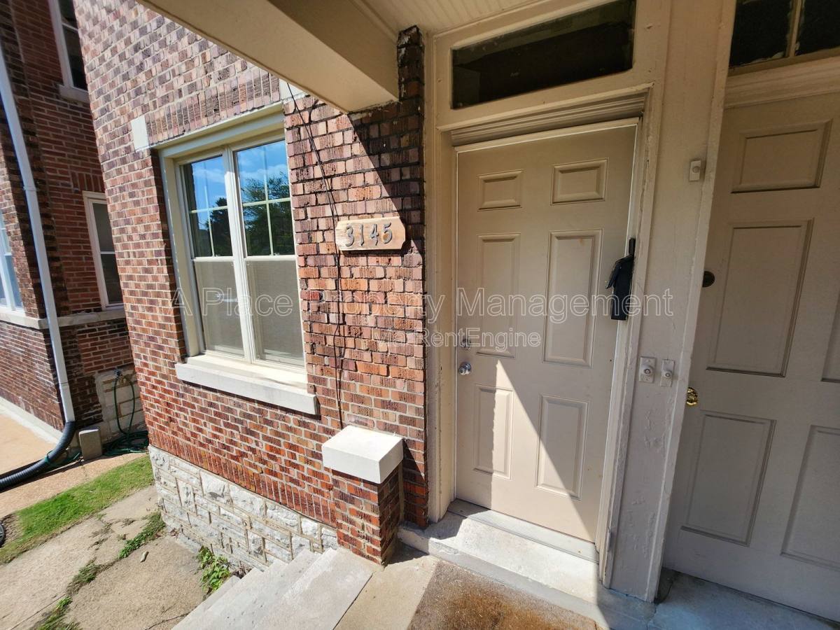 3145 Halliday Ave unit 1ST – photo 3
