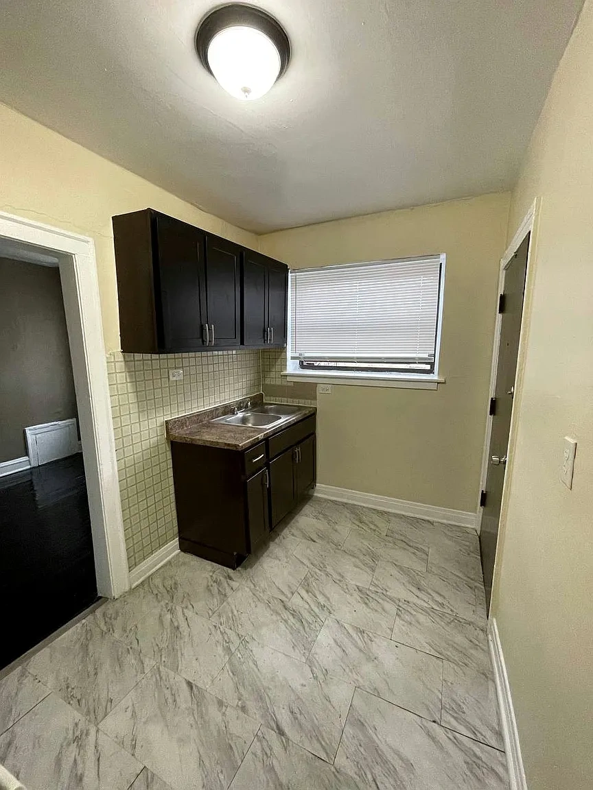 8034-42 S Ellis Ave – photo 5