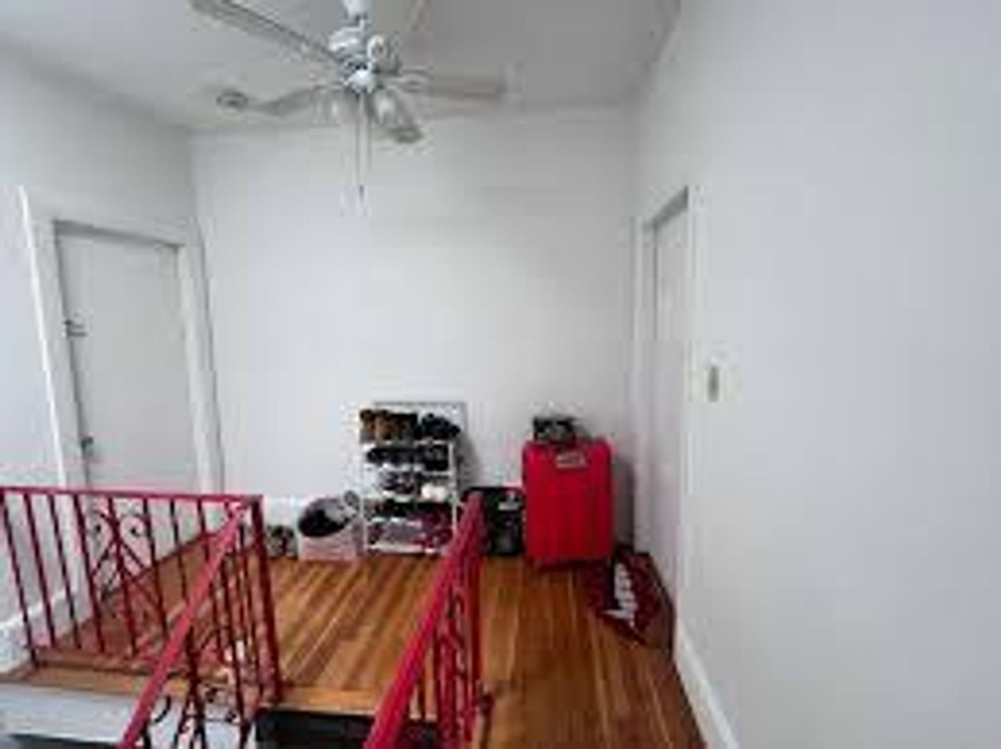 735 Parker St – photo 3