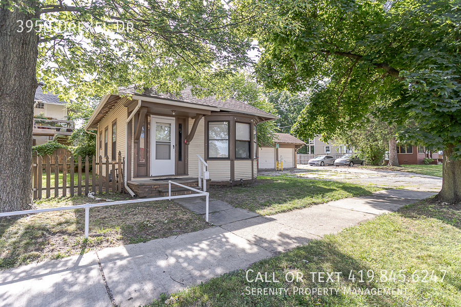 3950 Drexel Dr – photo 1