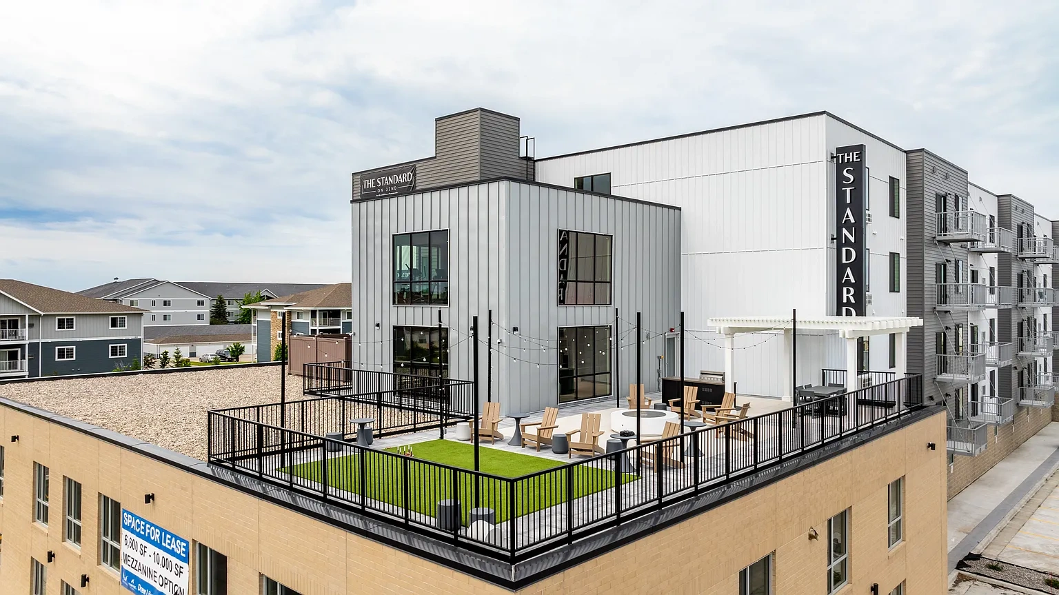 The Standard on 32nd – photo 1