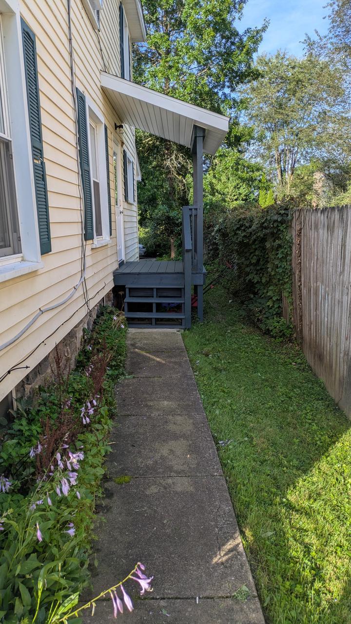 324 Meadville St unit B – photo 2