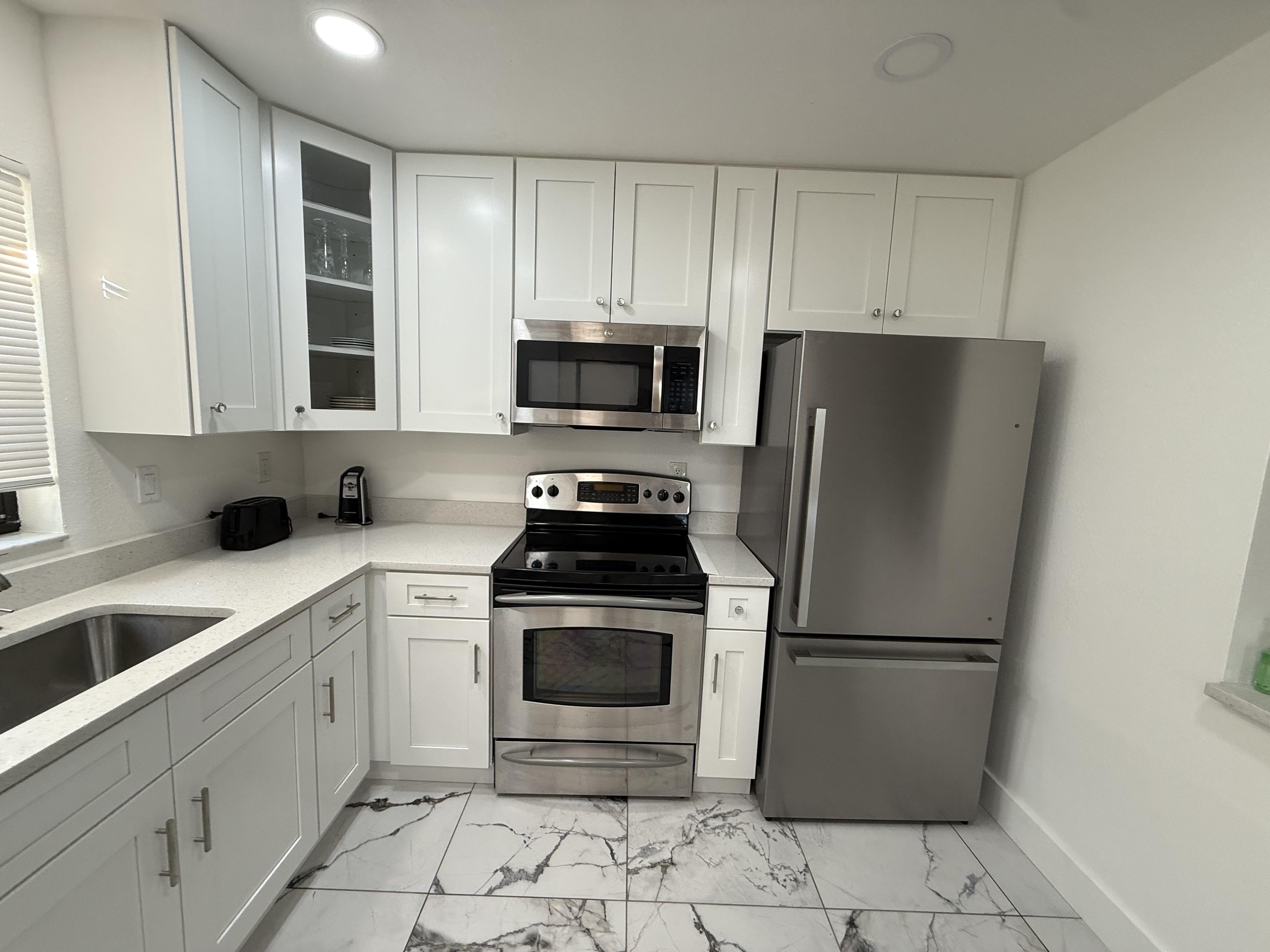 188 Boundary Blvd unit B – photo 1