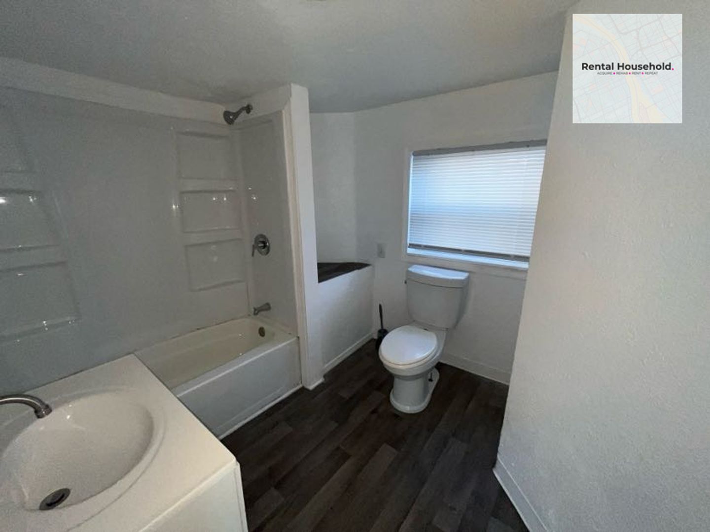 1118 Mason St – photo 4