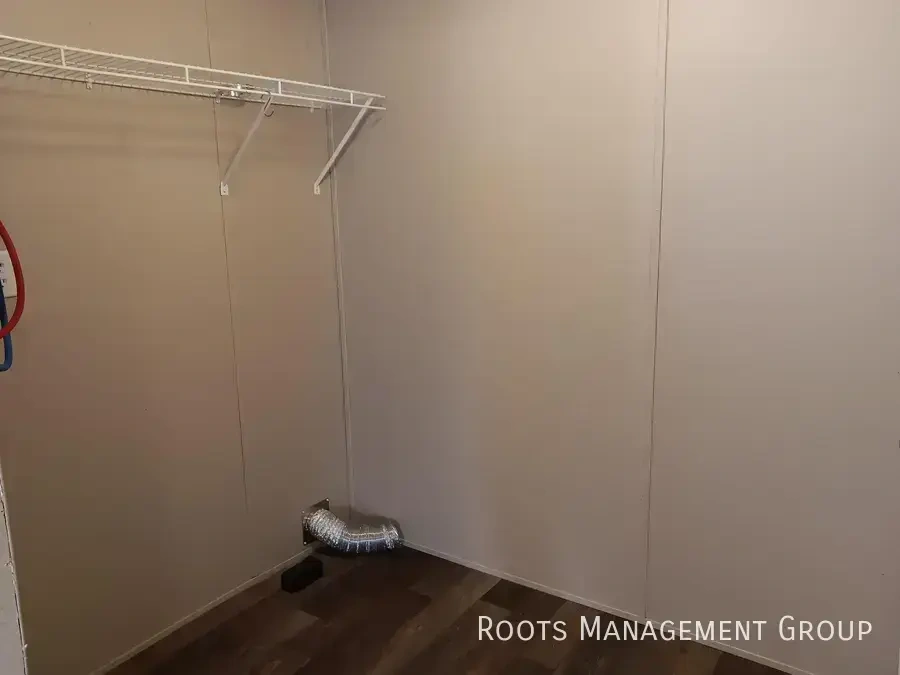 15 Locust St – photo 5