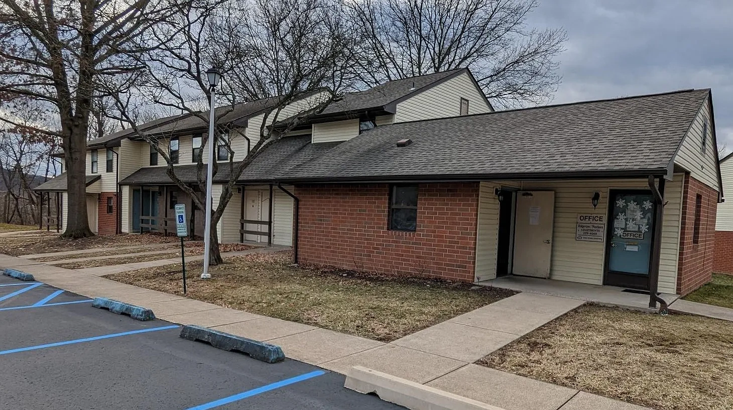 ridgeview westlawn apartments – photo 2