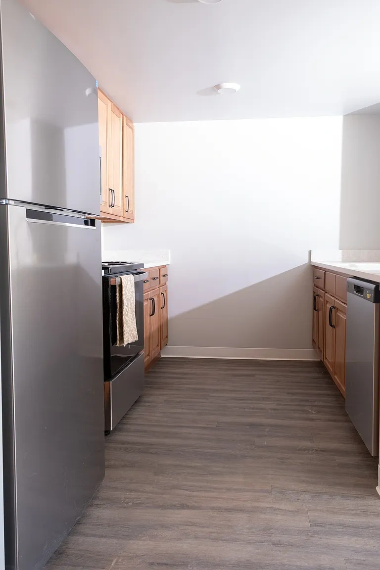 9410 Hough – photo 3