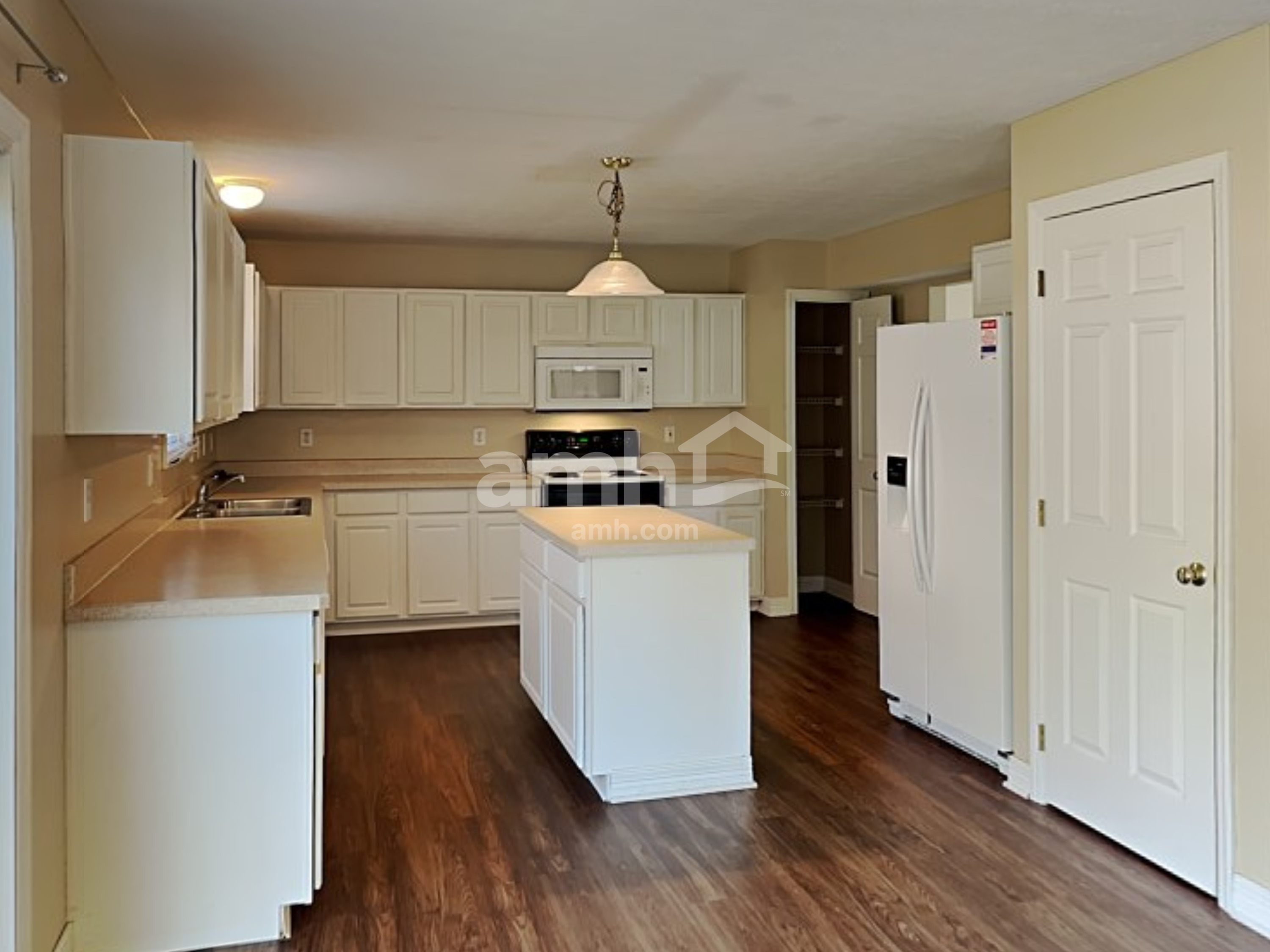 1739 Autumn Dr – photo 3