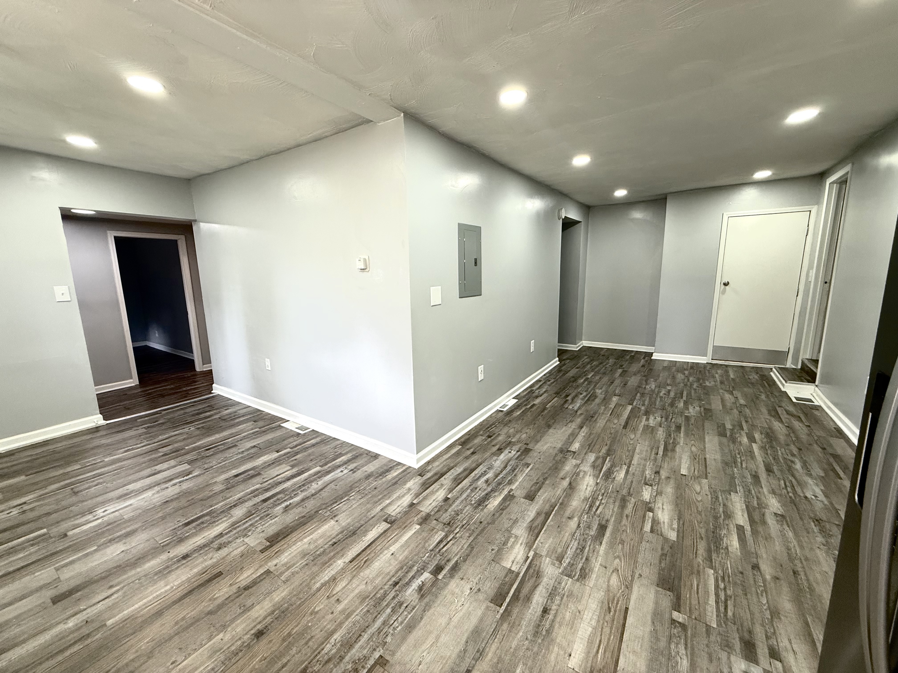 6706 Cleveland Rd unit 2 – photo 3