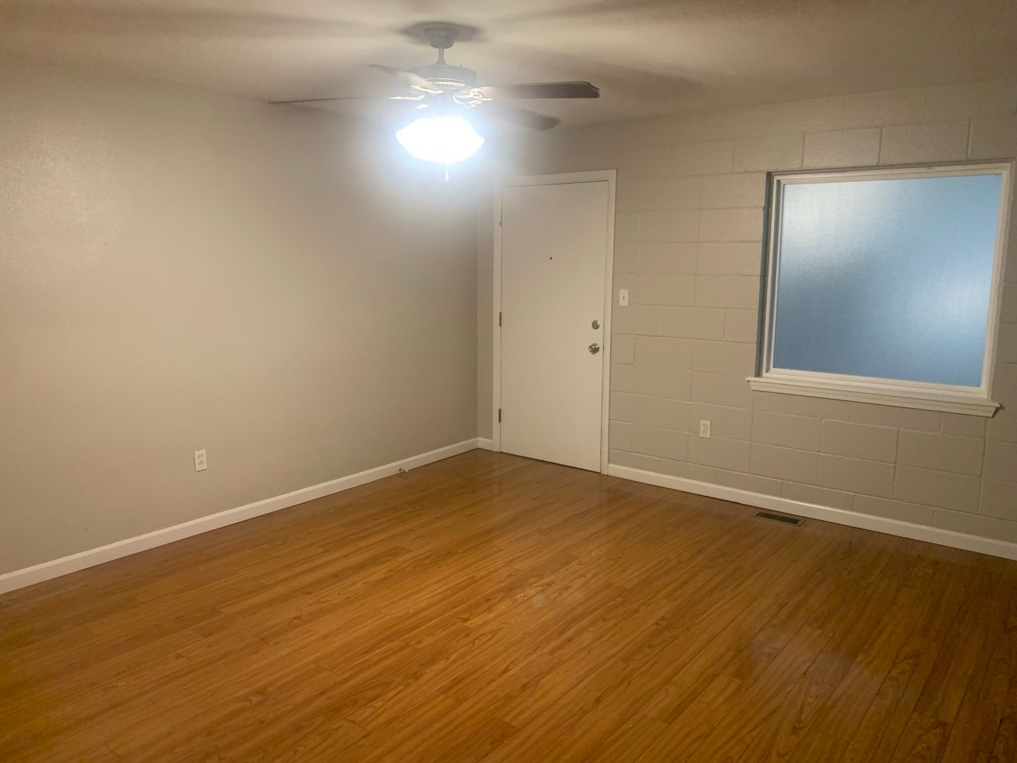 518 Hillsboro Ave unit 518-11 – photo 2