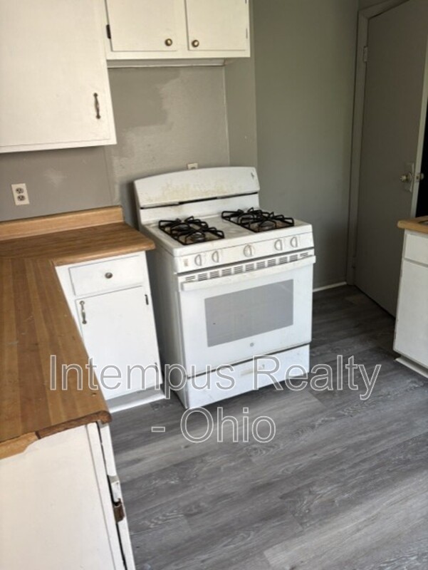 2749 Rush Blvd – photo 3
