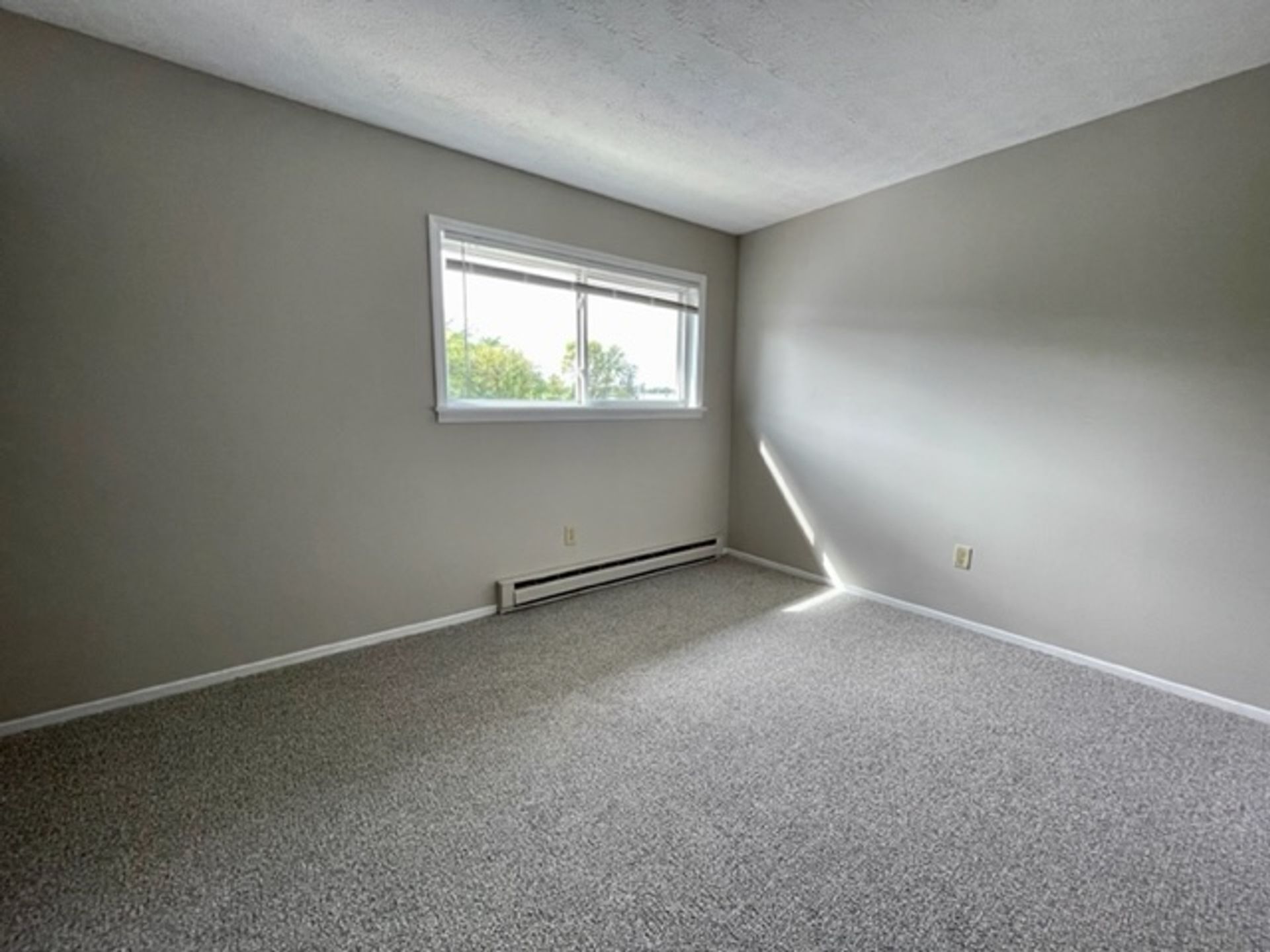 611 Wessor Ave unit 18 – photo 4