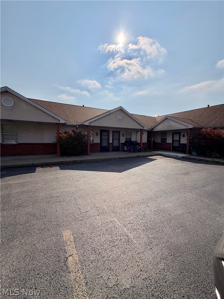 1819 Gracewoods Dr unit 6 – photo 1