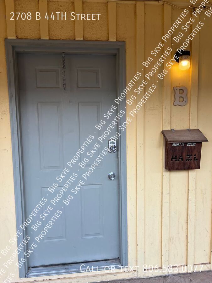 2708 44th St – photo 1