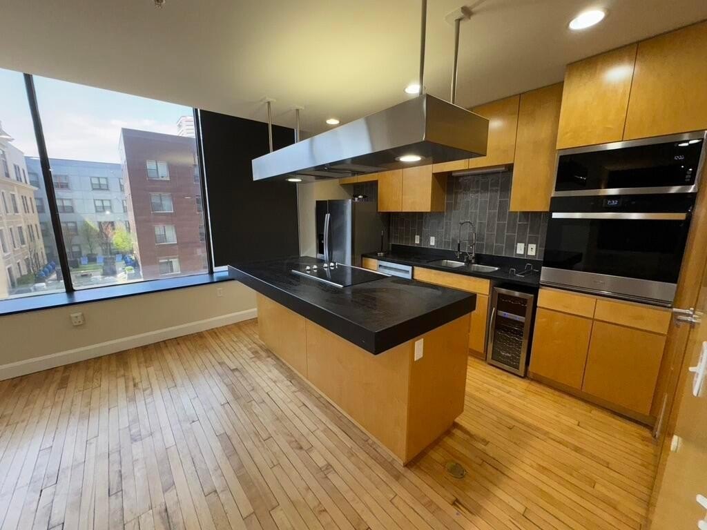 106 N High St #401 – photo 4