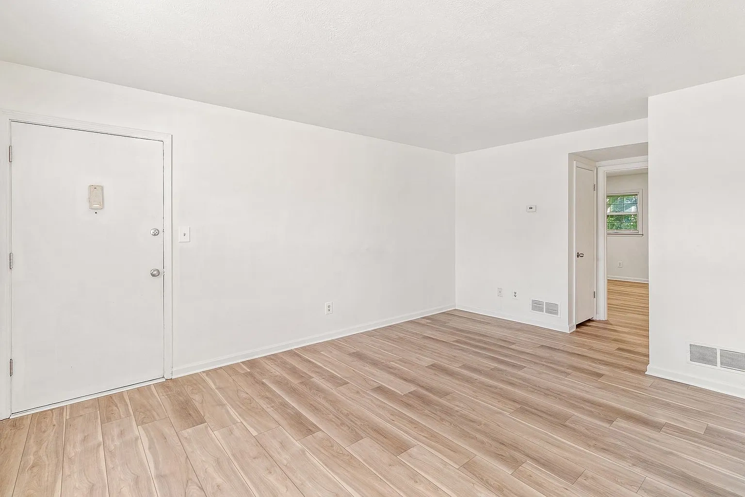 Foreman Apartments – photo 4