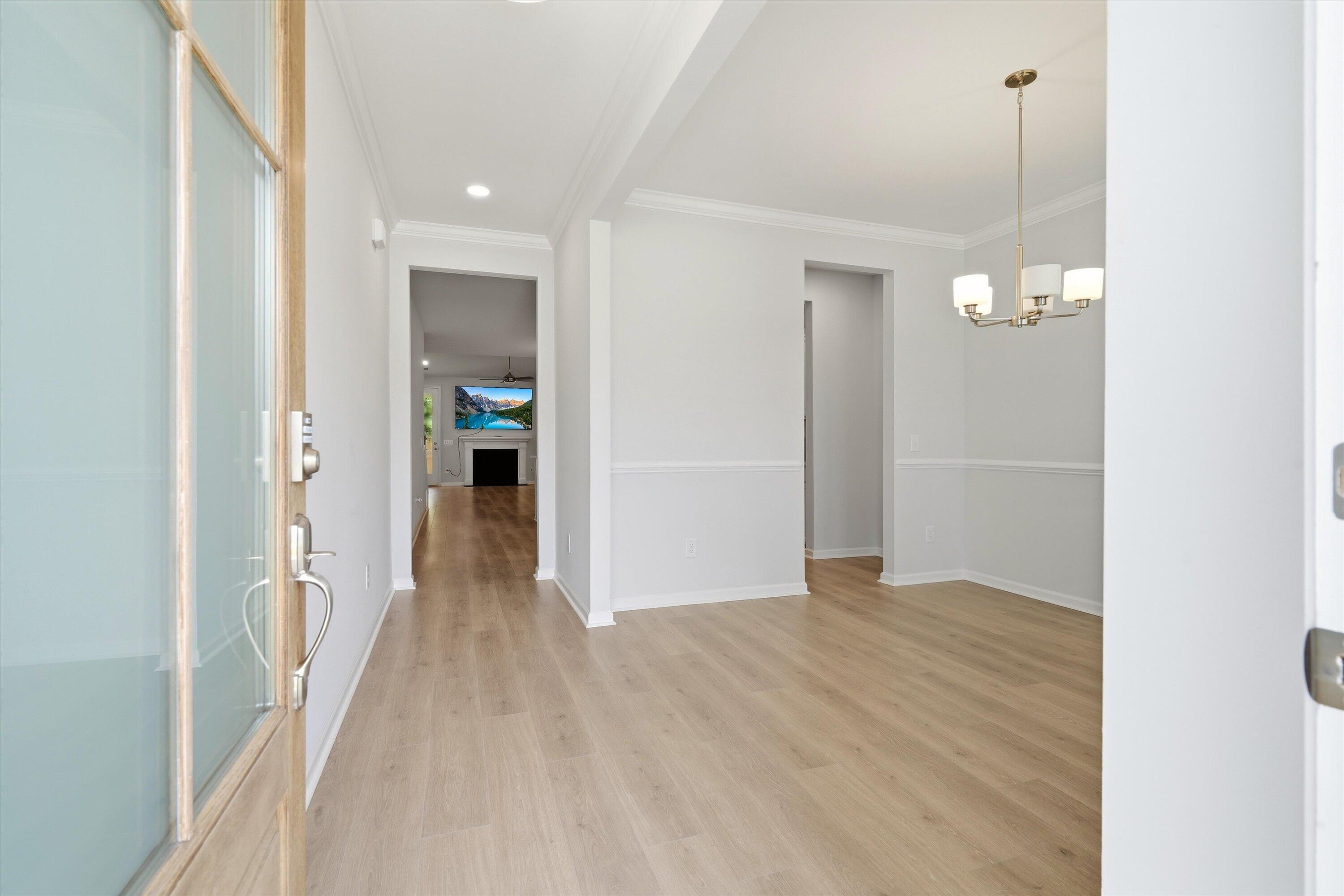 8646 Windsor Hill Blvd – photo 4