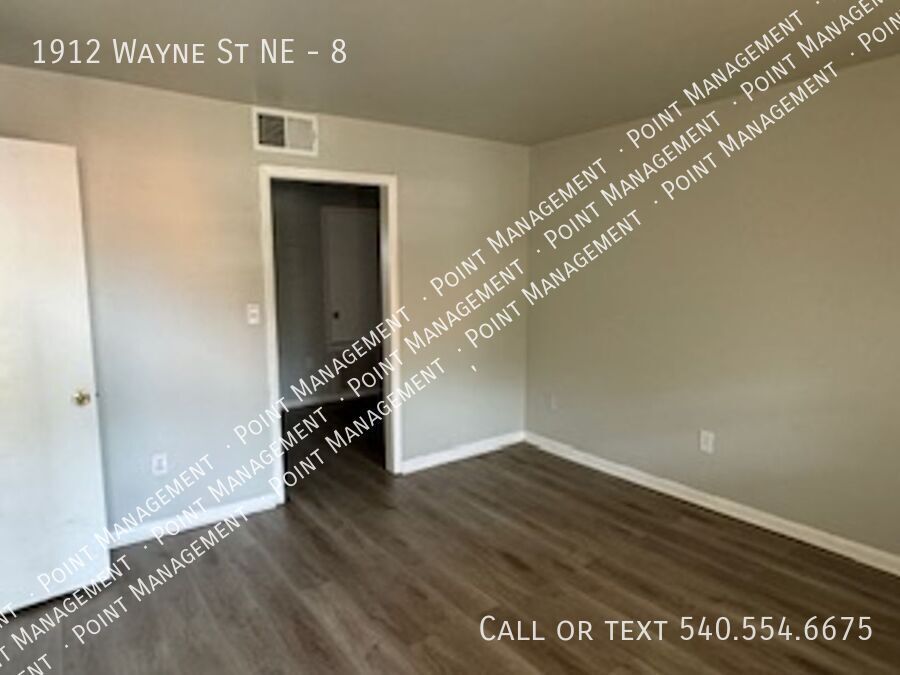 1912 Wayne St NE – photo 2