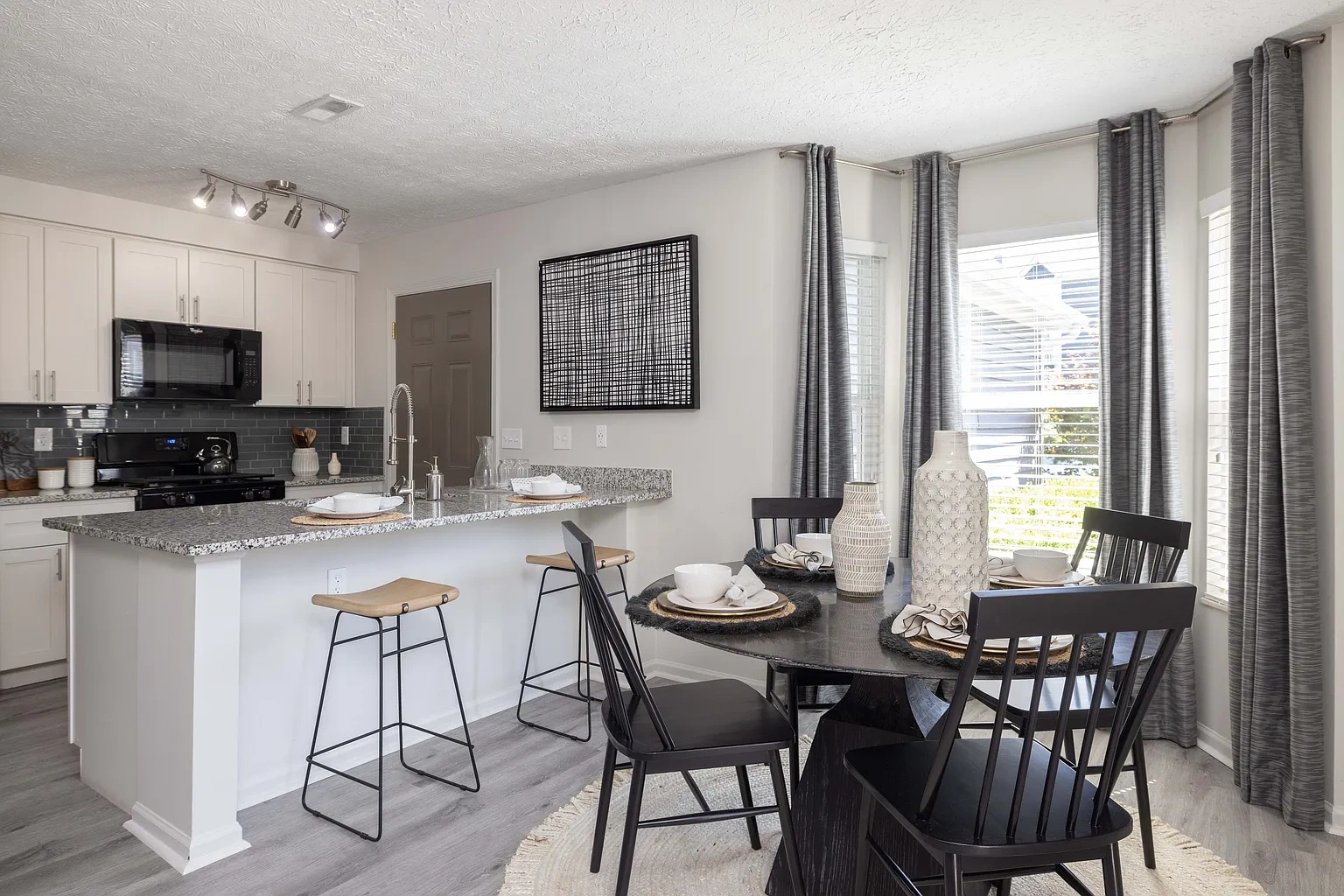 The Garratt Townhomes & Apartments – photo 2