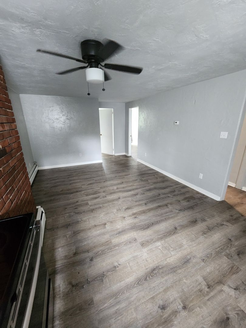 1511 Hatteras St unit 1511 Hatteras Second Floor – photo 2