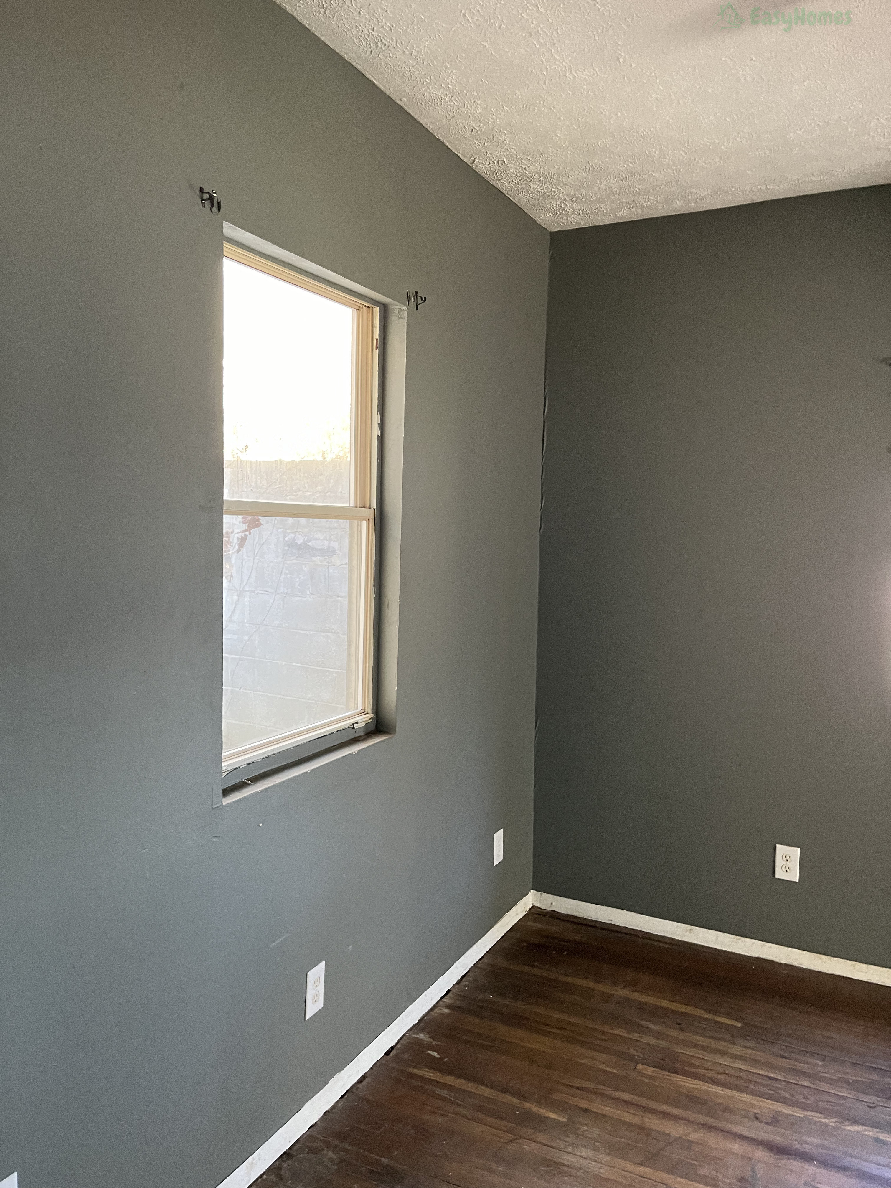 531 4th St – photo 3