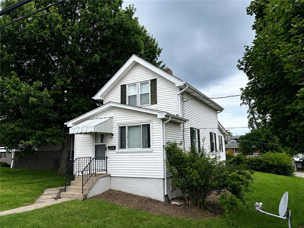 2828 Oak St – photo 1