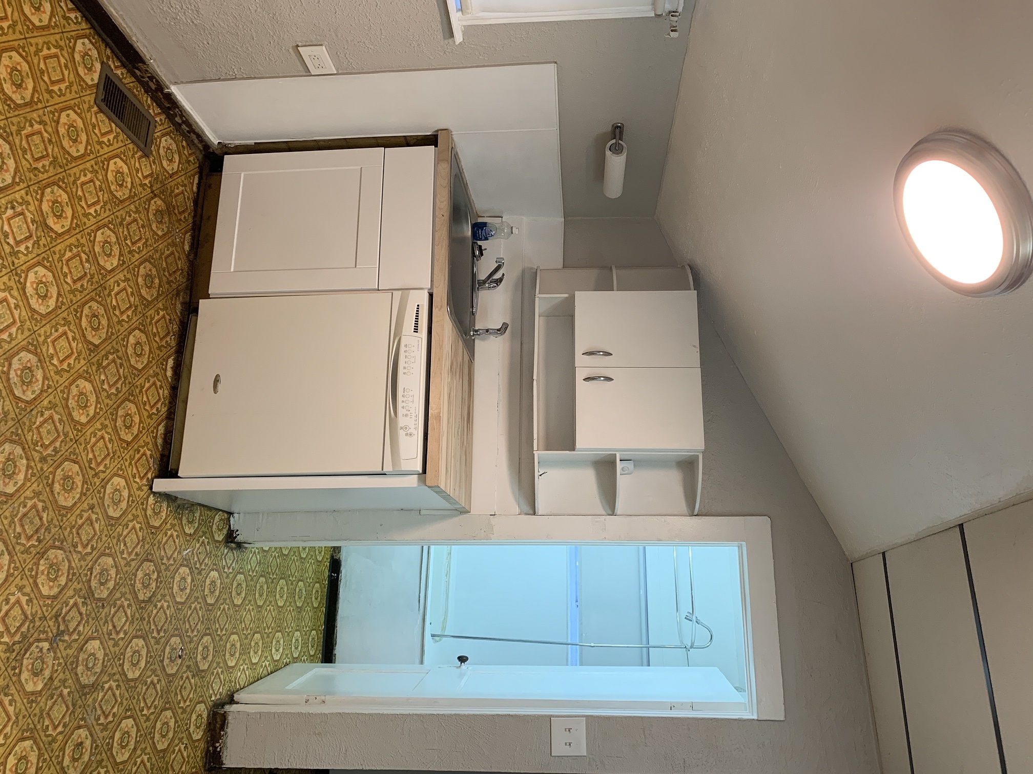 3279 Regent Rd – photo 1