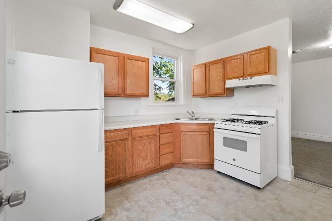 3835 Hiawatha St – photo 4
