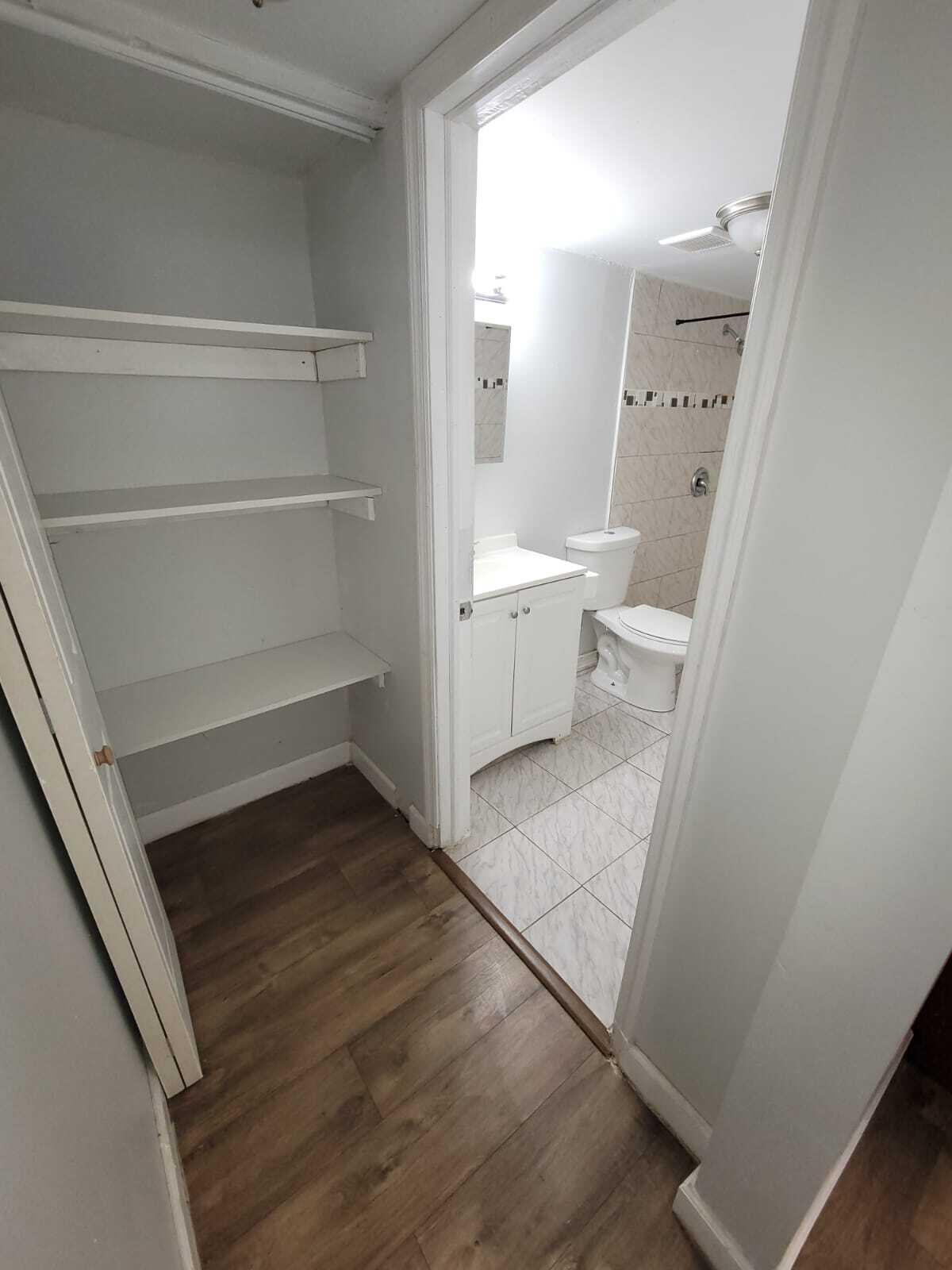 210 SW 7th St – photo 4
