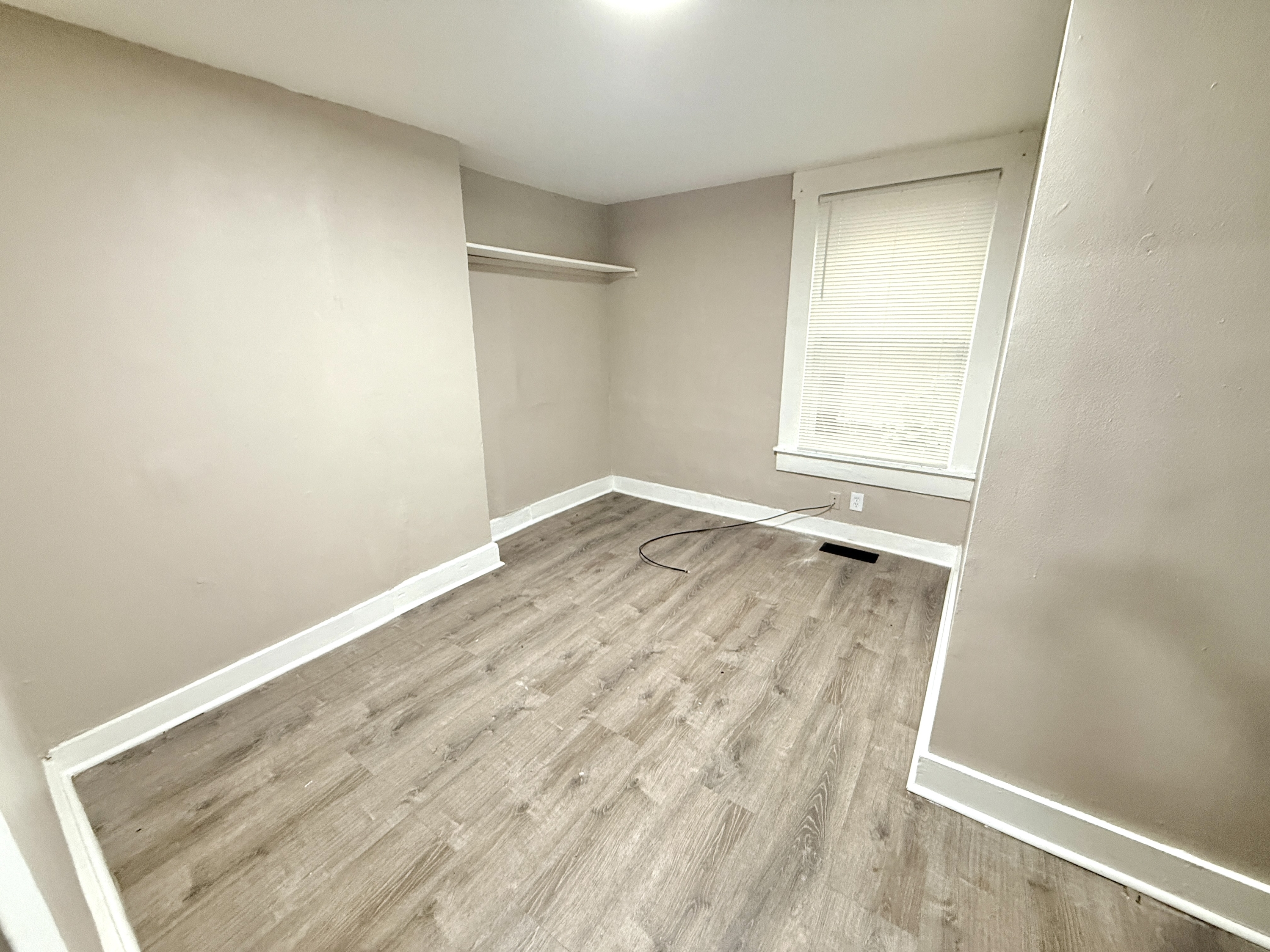121 N Broadway St unit 4 – photo 5