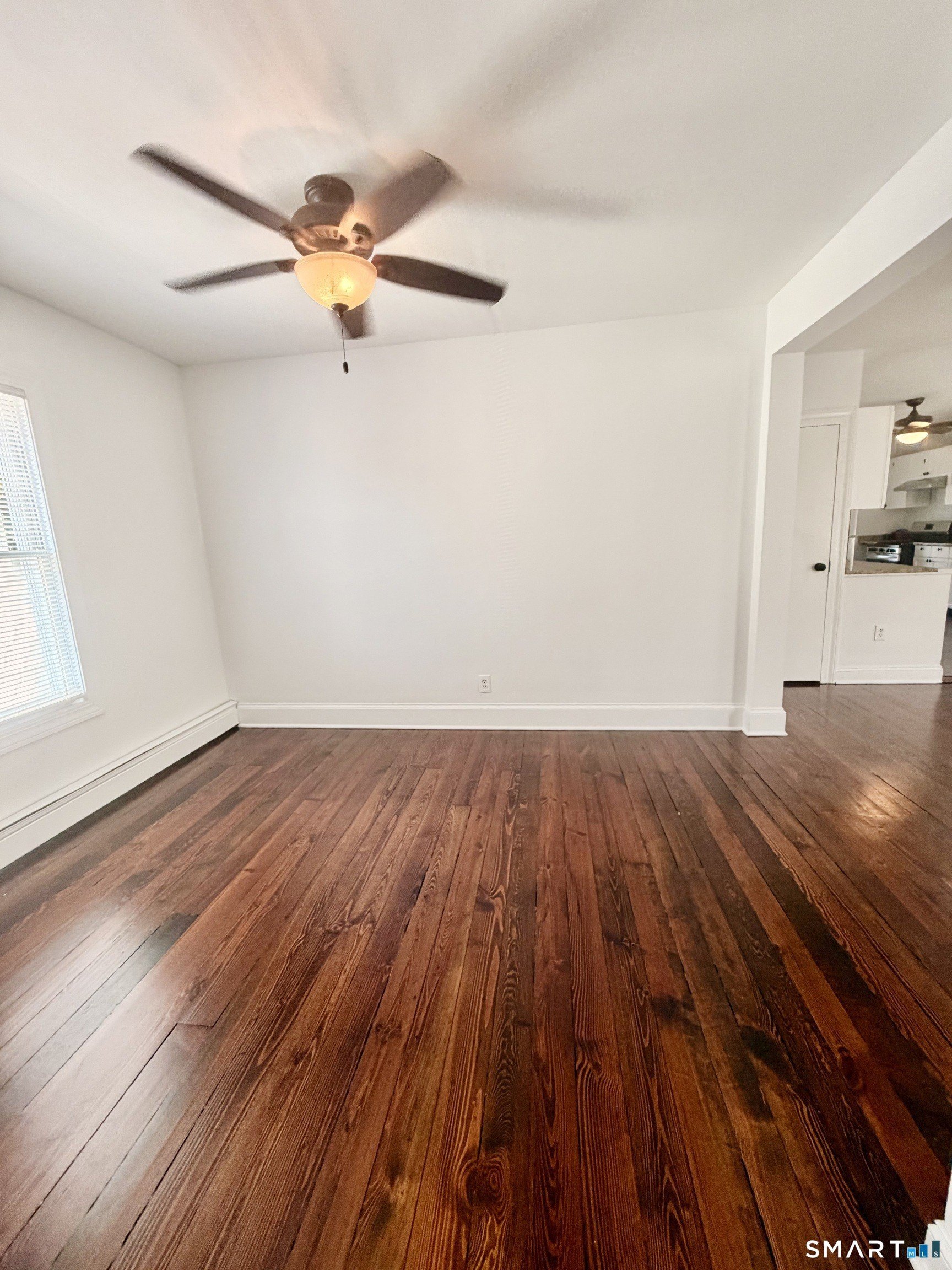 48 Vine St – photo 4