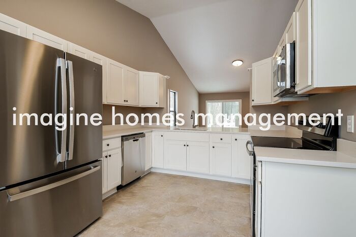 210 Maplelawn Dr – photo 5