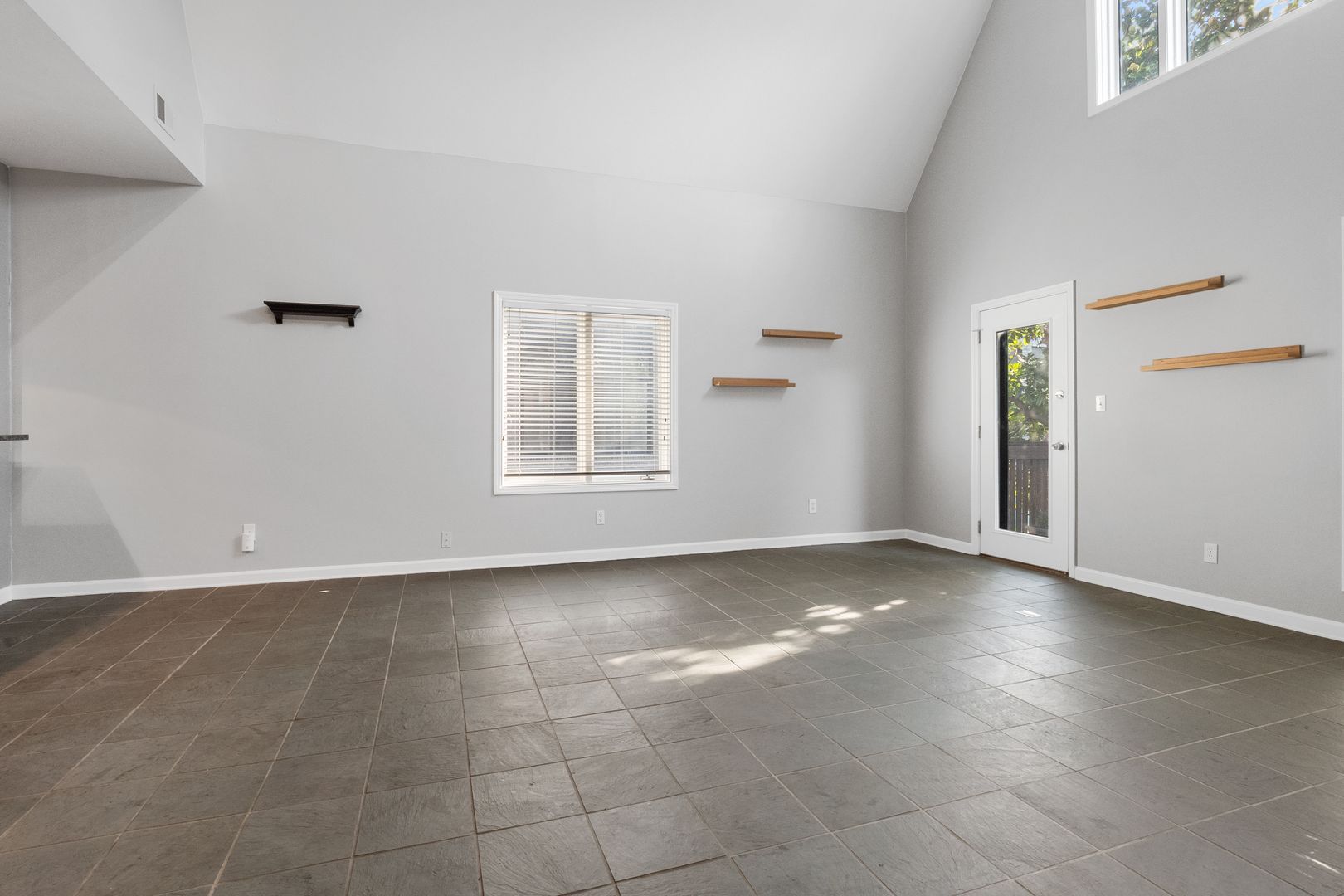 4111 W Pine Blvd – photo 5