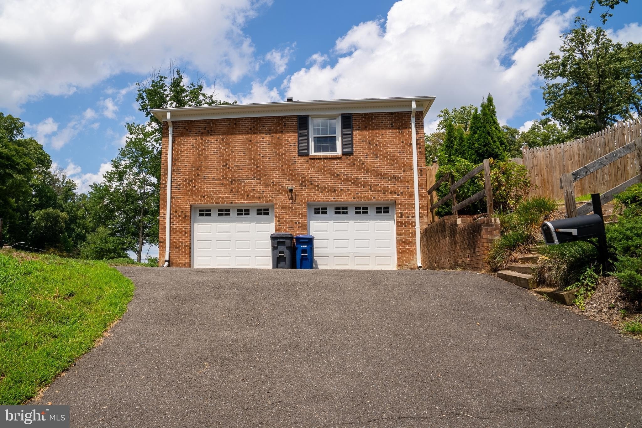 5012 Larno Dr – photo 4