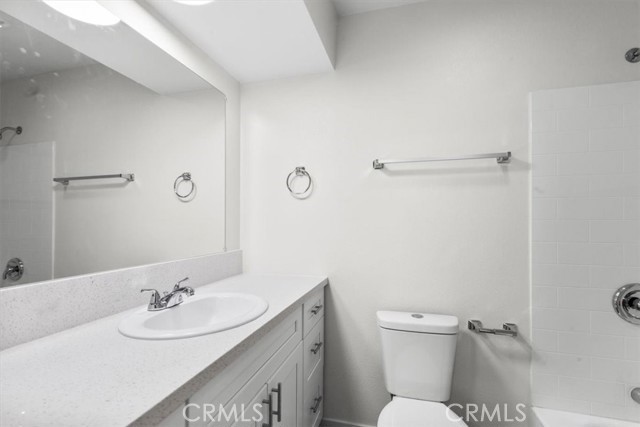 1002 Lombard Dr – photo 2