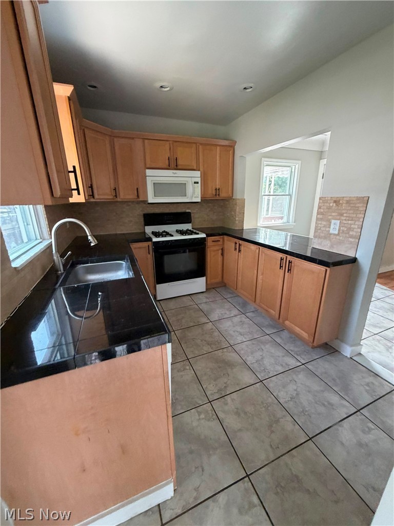 724 E 341st St – photo 5