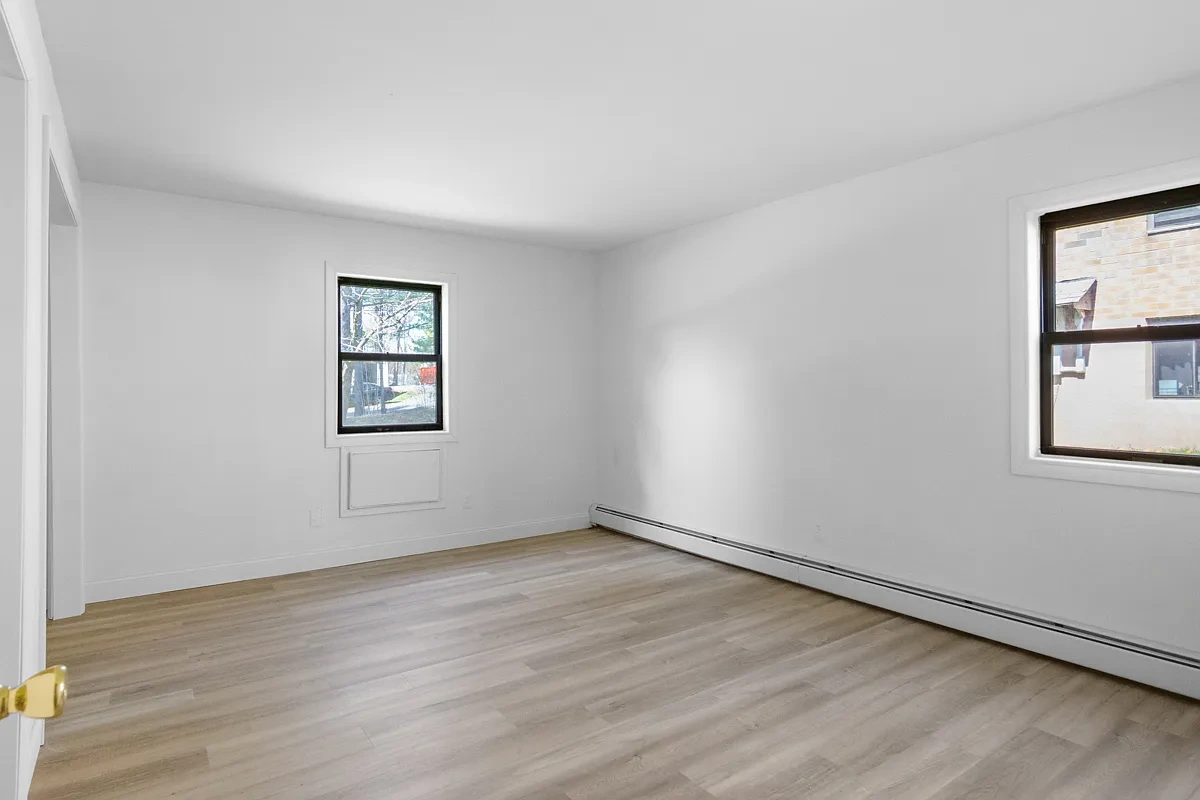 Laurel Gardens APT – photo 4
